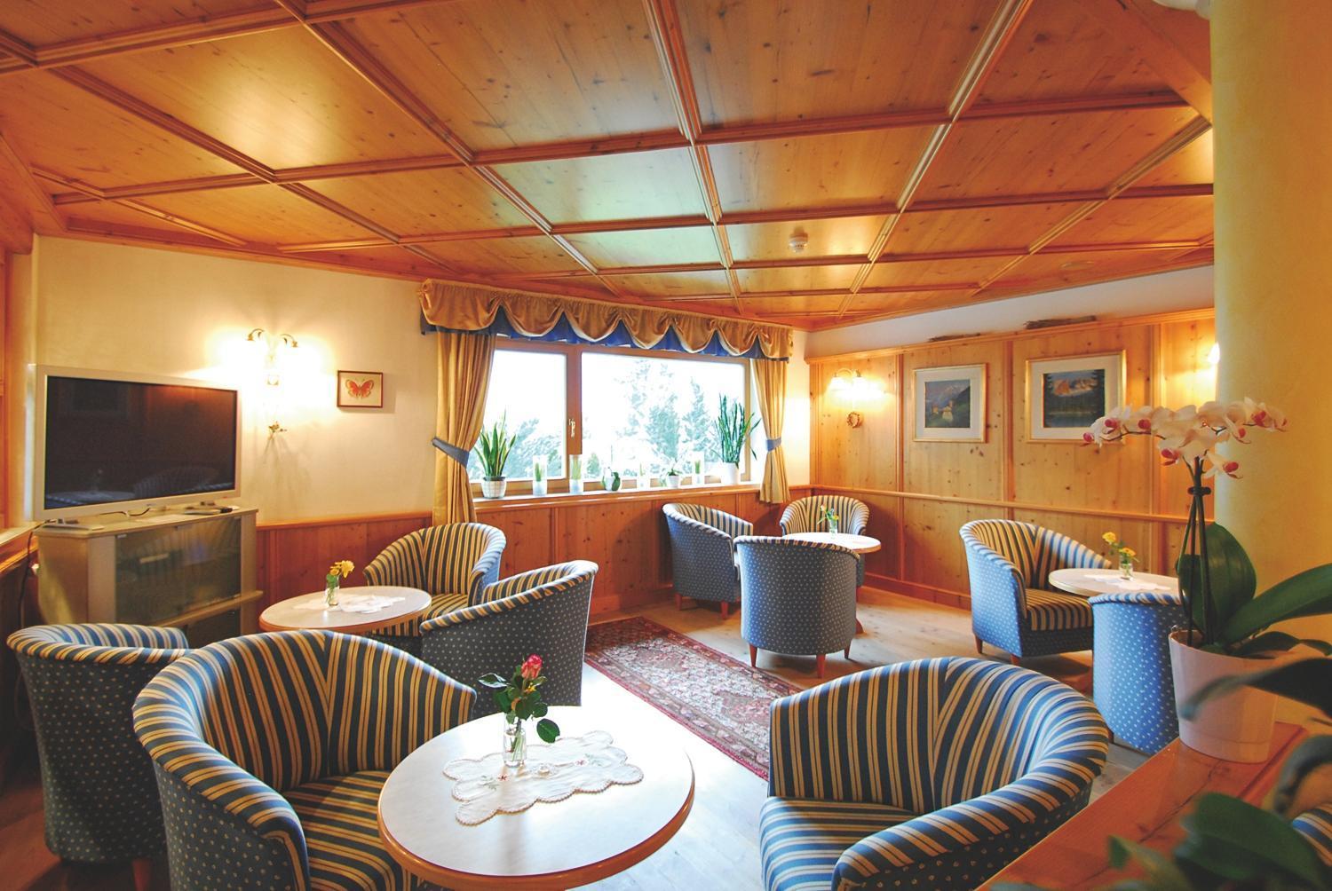 Hotel Olympia บรูนิโก ภายนอก รูปภาพ