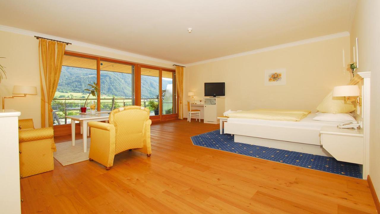 Hotel Olympia บรูนิโก ภายนอก รูปภาพ